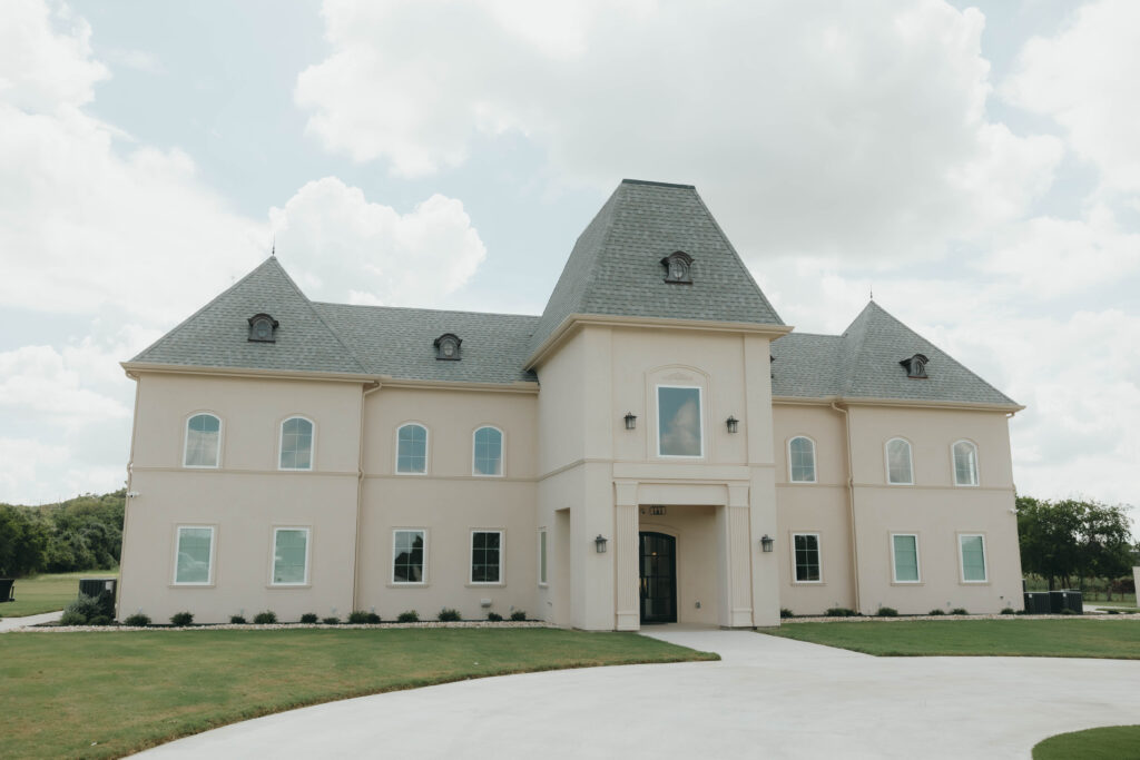 wedding venue near dallas, chateau joli venue, french style mansion